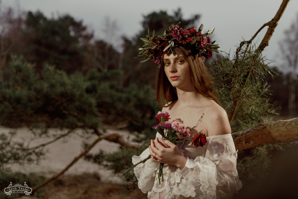 trouwfotograaf bruidsfoto bridal bloemenkroon flower crown