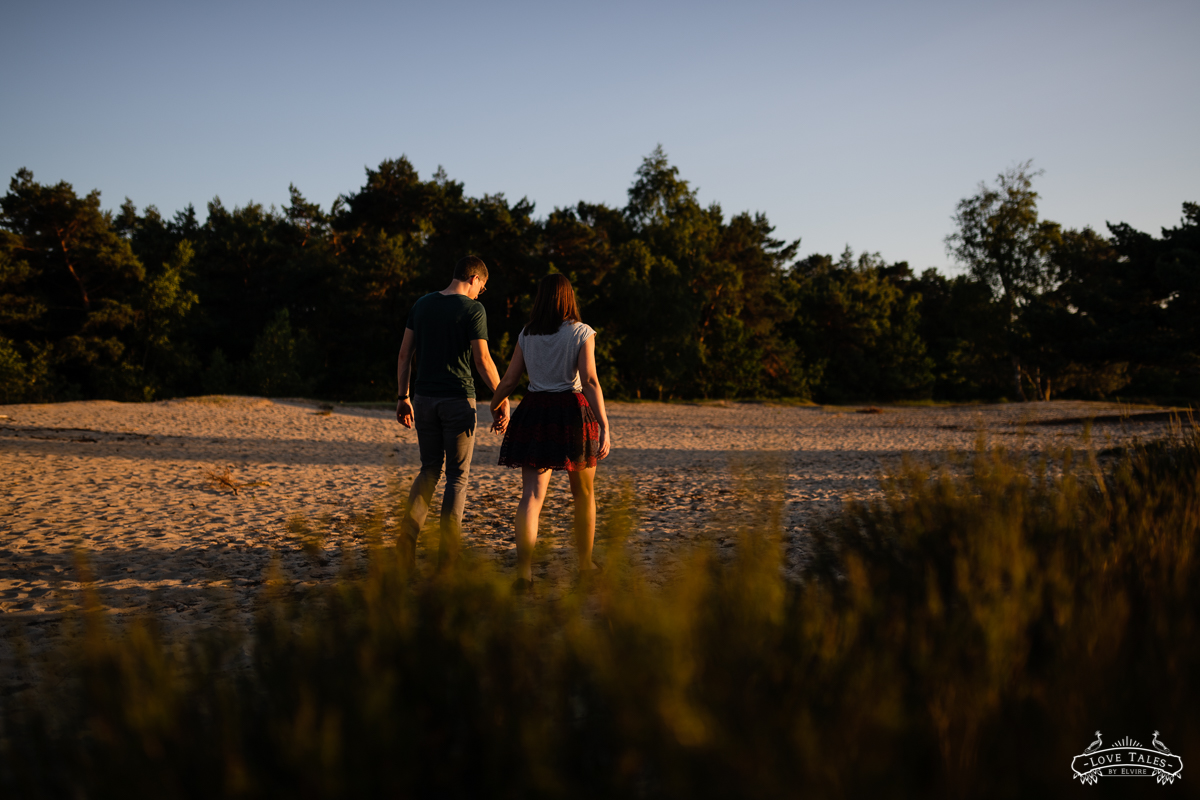 golden hour verlovingsshoot trouwfotograaf love shoot