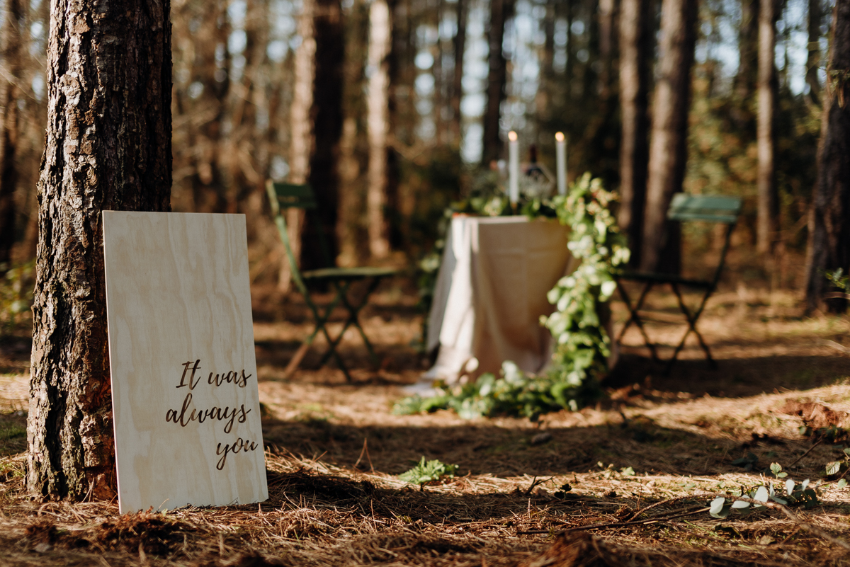 trouwfotograaf elopement intiem huwelijk ceremonie natuur etentje